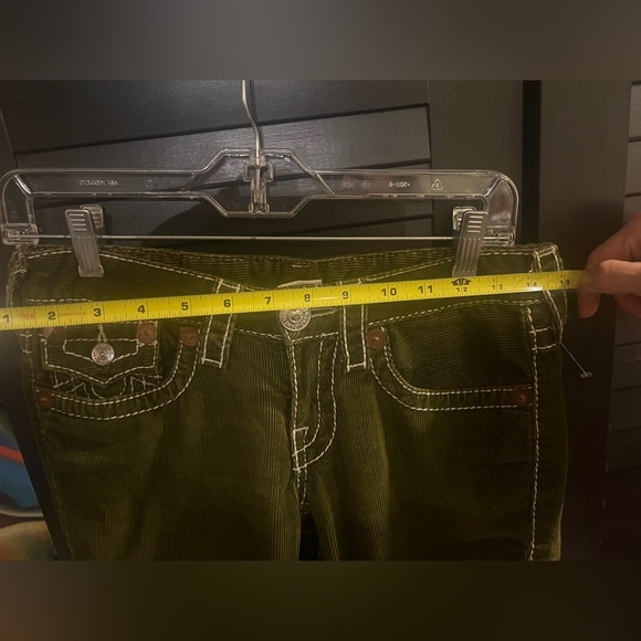True Religion corduroy, olive green women's jeans. Size 26 - Picture 5 of 6